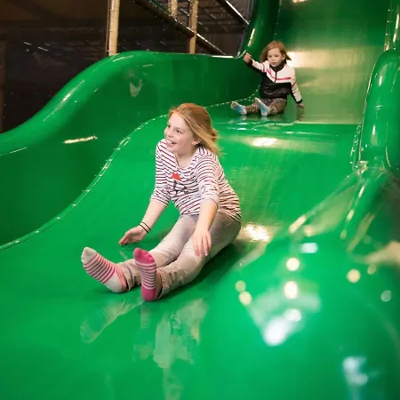 בית נופש Holiday Europarcs De Wije Werelt-2 *